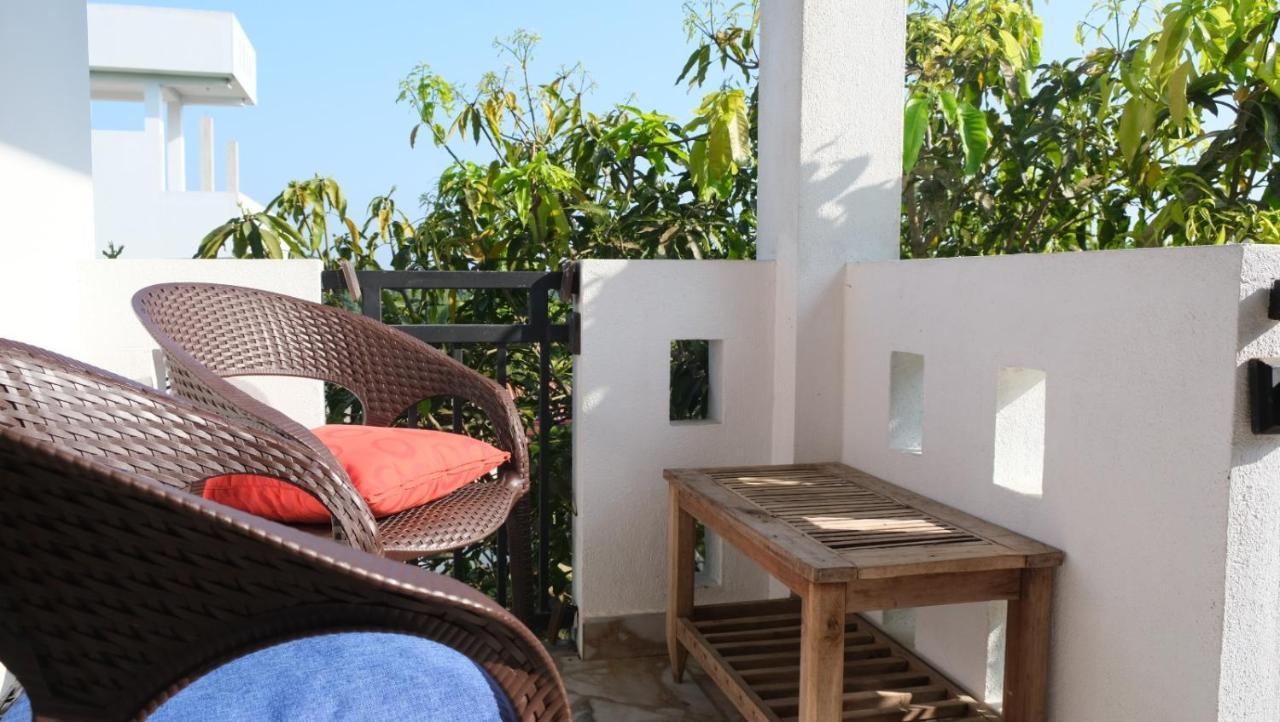 Villa Hilltop By Yehansa With Unlimited Fiber Wifi Hikkaduwa Exterior photo