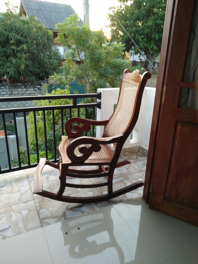 Villa Hilltop By Yehansa With Unlimited Fiber Wifi Hikkaduwa Exterior photo